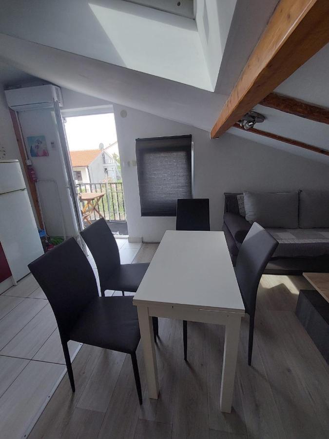 Apartment Ivana Krk Town Buitenkant foto